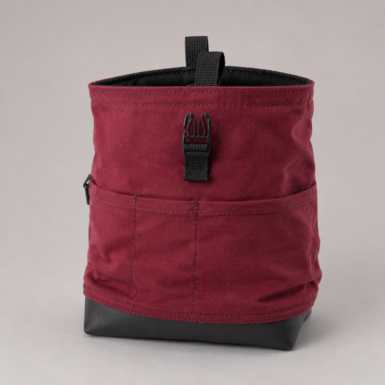 YULE Chalk Bag